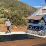 Kaş Yeniköy grup yolu asfaltlandı