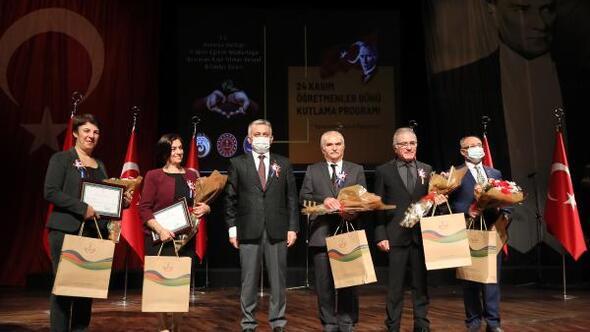 Antalyada öğretmenlere anlamlı kutlama