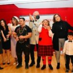 Serebral palsi hastası Ayşenur ilk defa sahnede ayağa kalktı
