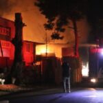Kemer Hurdacılar Sitesinde yangın: 2 işyeri kullanılamaz hale geldi