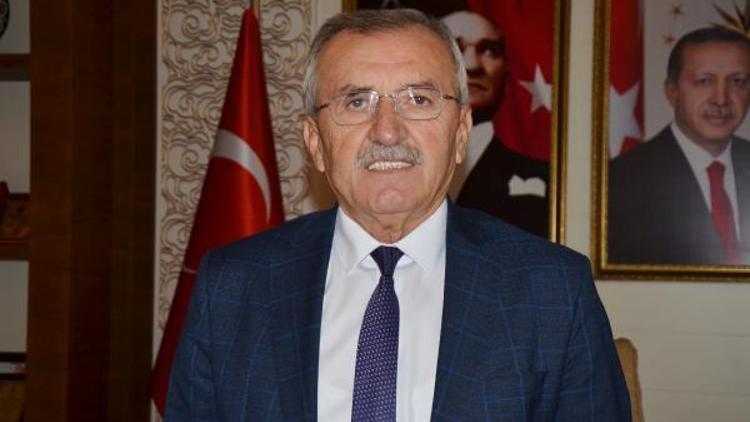 Serik Belediye Başkanı Aputkan, partisinden istifa etti