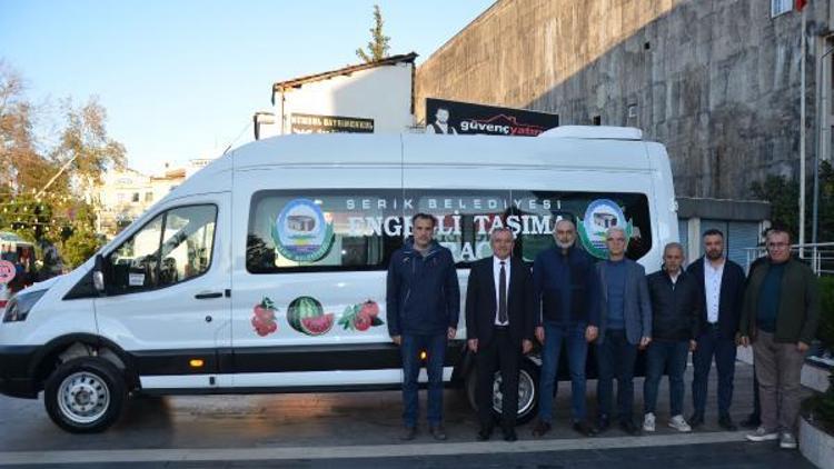 Belediye ürettiği karpuz ve domateslerle engelli aracı aldı