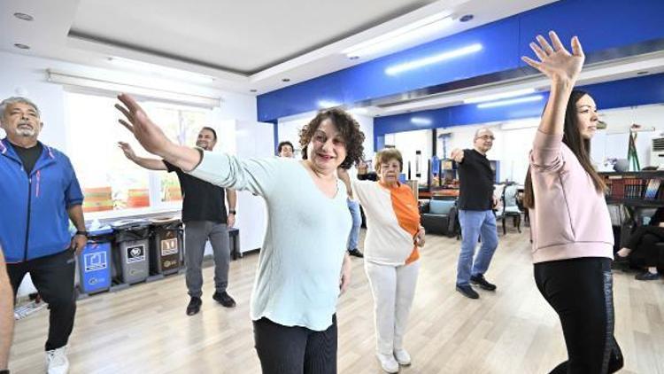 Koşa koşa dansa geliyorlar