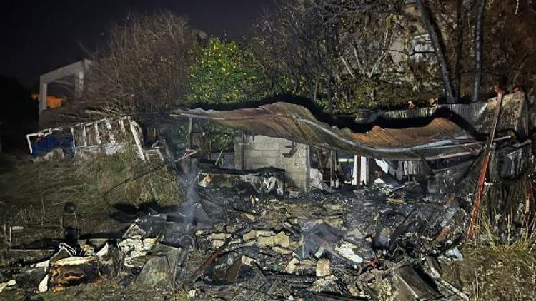 Evin deposunda yangın çıktı