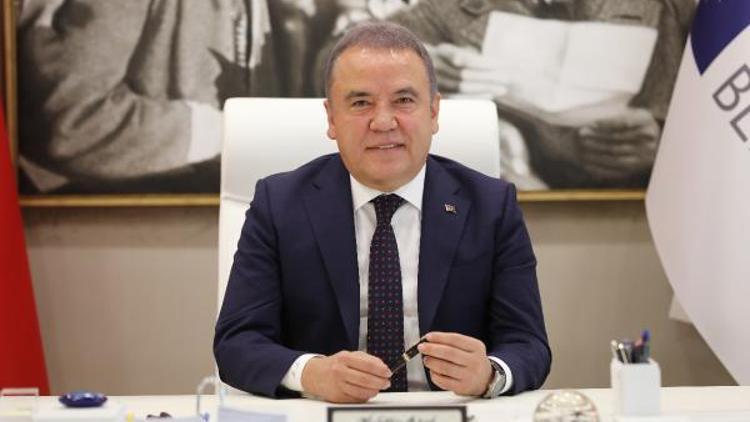 Başkan Böcekin yeni yıl mesajı