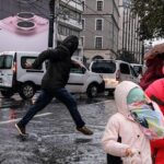 Meteorolojiden yeni hava durumu raporu... Prof. Dr. Şen: Pazartesi Akdenizde, salı Marmarada yağmur var