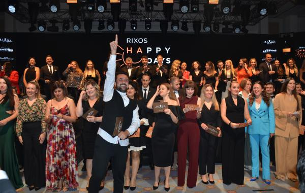 Acenteler ödüllerini aldı