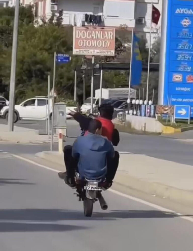 Antalya'da tehlikeli yolculuk