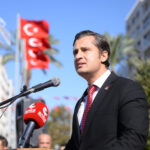 Meclis'te mangal partisi yapanlar bildiri dayatamaz