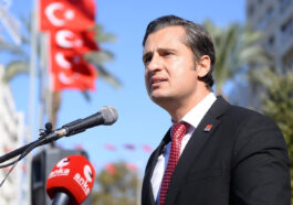 Meclis'te mangal partisi yapanlar bildiri dayatamaz