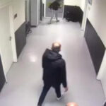 Doktora yumruklu saldırı