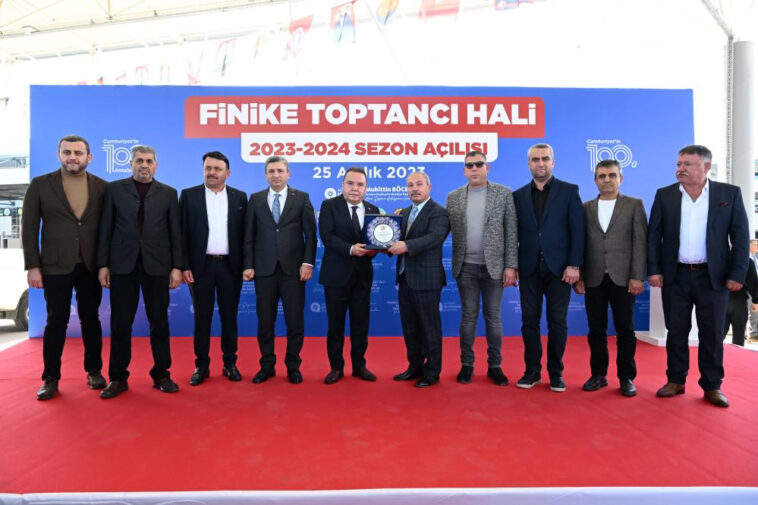 Finike Toptancı Hali törenle açıldı