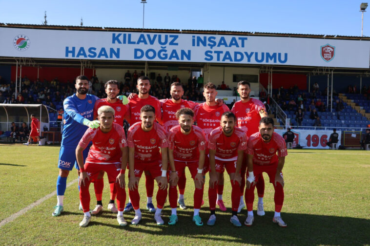 Kepezspor, Gümüşhane Sportif Faaliyetleri’ni 8-0 skorla mağlup etti.