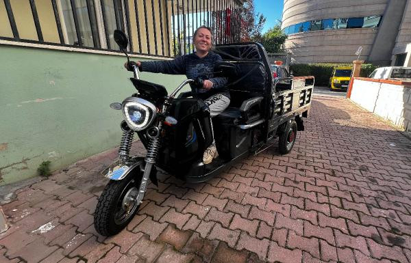 Krediyle aldığı motosiklet çalınmıştı, yenisi hediye edildi