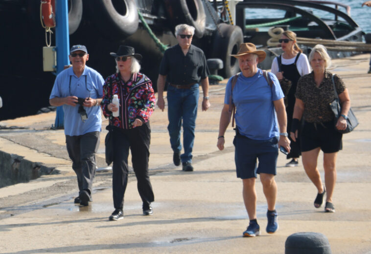 Kruvaziyer gemisi 400 ABD'li turist getirdi