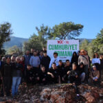 Öğrencilerden 100'üncü yıl fidanı