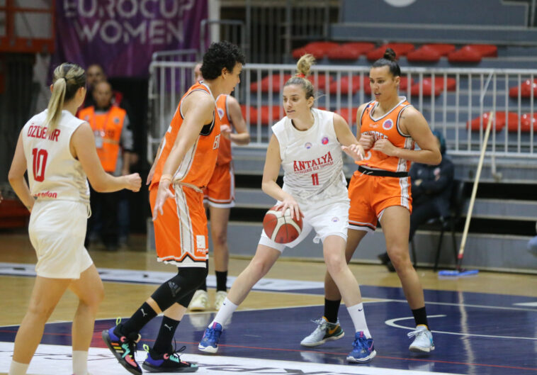 Toroslar Basket üzdü: 51-108