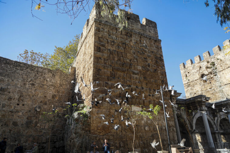 Üçkapılar'da temizlik başlıyor