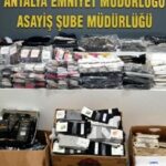 Park halindeki kamyonetlerden hırsızlık yapan şüpheli yakalandı