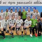 Mavi Kelebekler namağlup zirvede