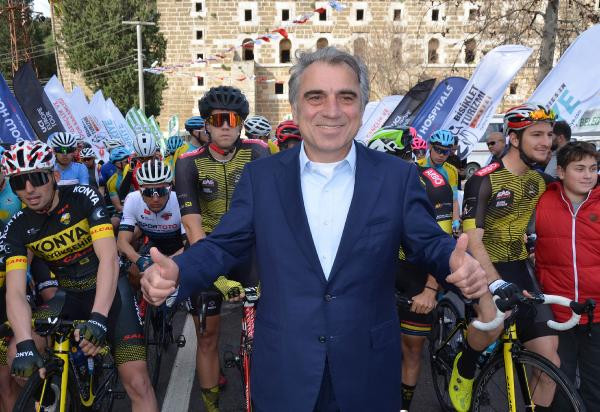 'Bisiklet turizmi futbolu da golfü de geçecek'