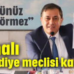 Elmalı Belediye Meclisi karıştı