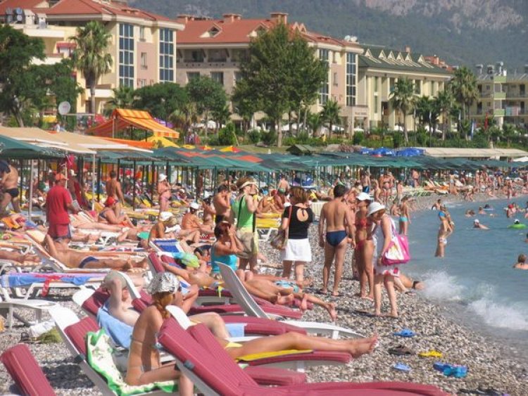 'TÜRK OTELLERİ FİYAT KIRDI!'