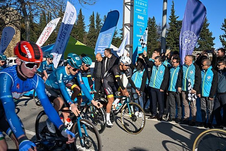 image_750x_65b5013156b66