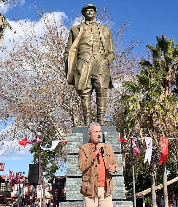 image_750x_65b5039e401bf