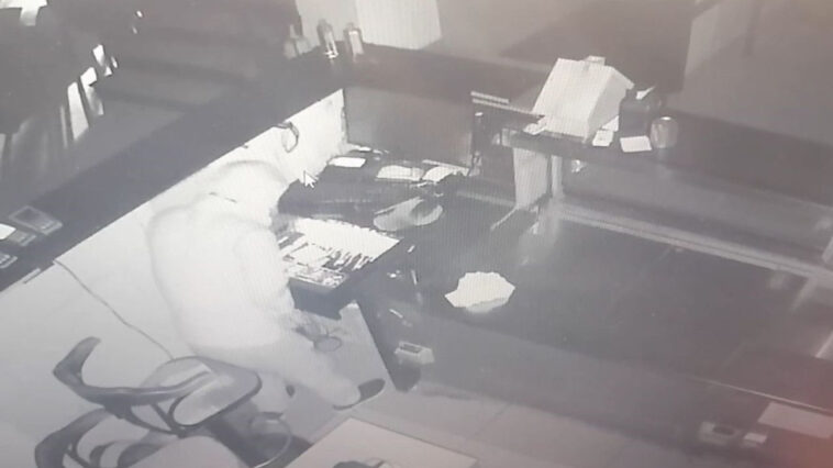 Side esnafını canından bezdiren hırsız yakalandı