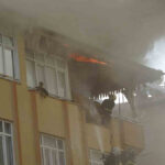 Sönmemiş kül apartmanı yakıyordu