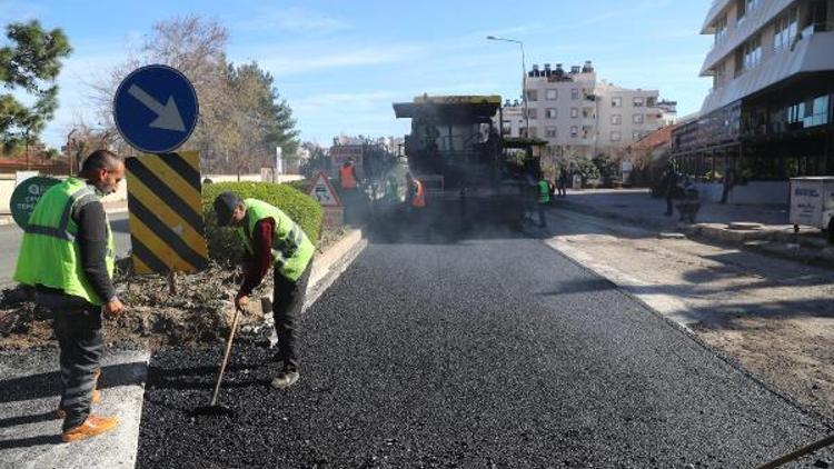Boğaçayı Caddesi asfaltı yenileniyor