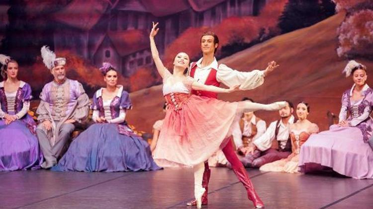 Gisellee alkış yağdı