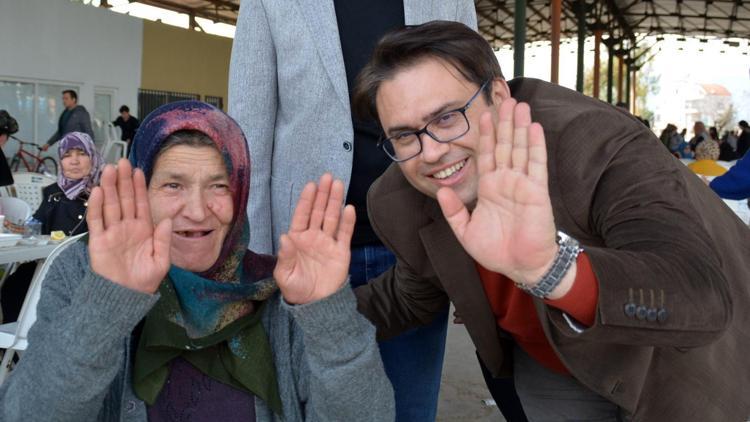 Sloganlarla memleket yönetilmez