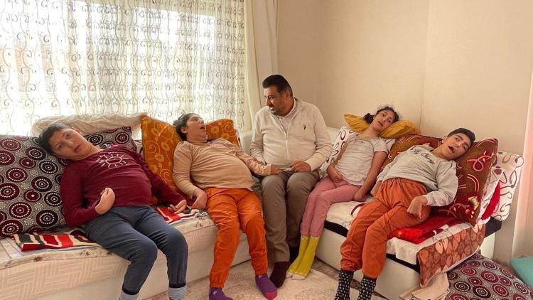 HEYAD, Acer ailesinin ALS hastası 4 çocuğuna el uzattı
