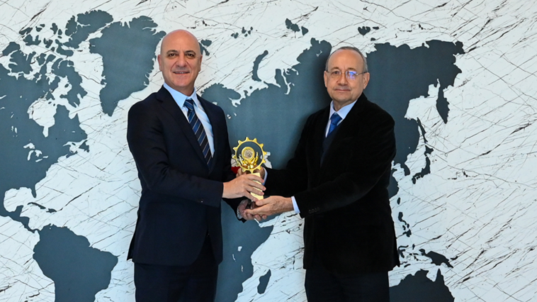 Antalya OSB yeni ihracat kapıları açıyor