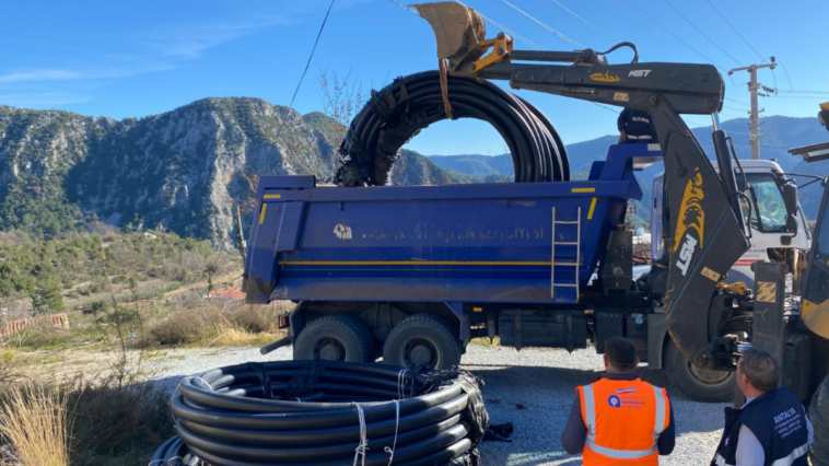 Büyükşehir'in çiftçiye desteği sürüyor