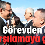 Görevden aldı karşılamaya gitti