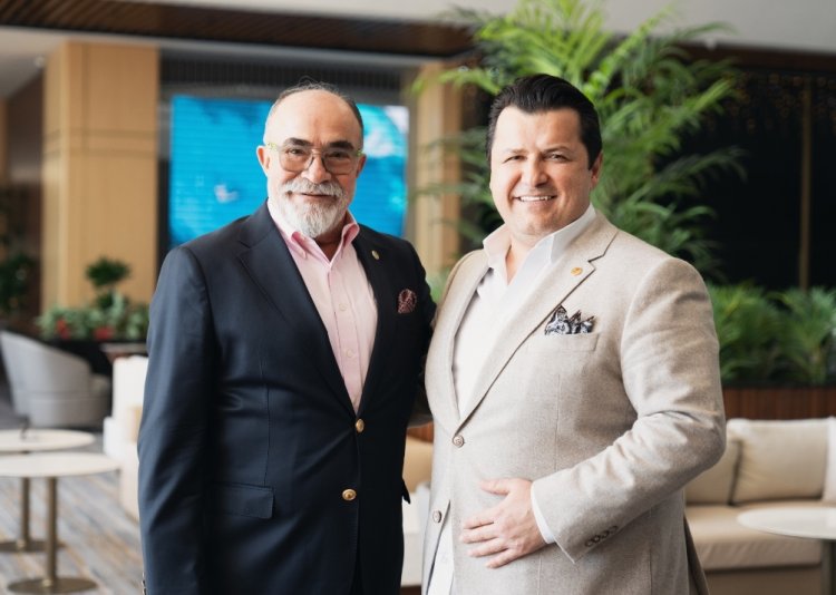 MIRACLE RESORT HOTEL'DE BAYRAK DEĞİŞİMİ