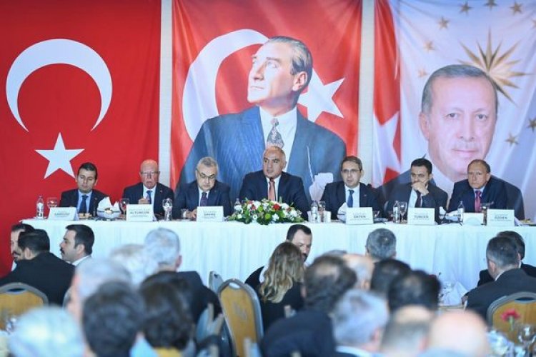 BAKAN ERSOY KUŞADASI VE DİDİM'DE TURİZMCİLERLE BULUŞTU