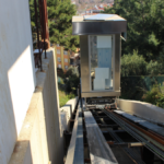 Manavgat Türkbeleni'nin asansörü tamir ediliyor