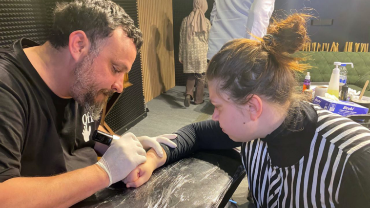 'Sevgi İzi' Antalya'da otizmi çocuklara uygulandı