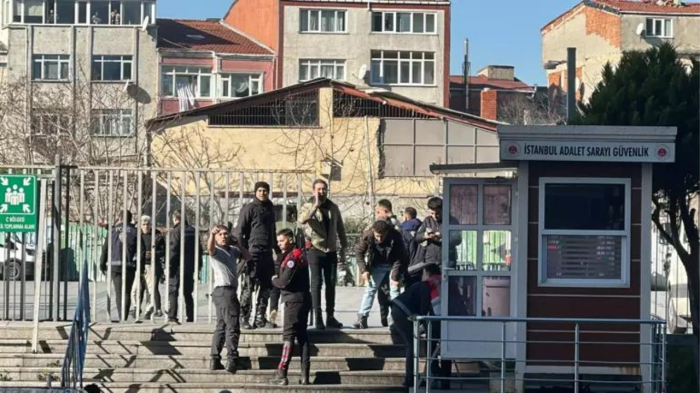 Son dakika...İstanbul Adliyesi'ne terör saldırısı: 3'ü polis 6 kişi yaralı