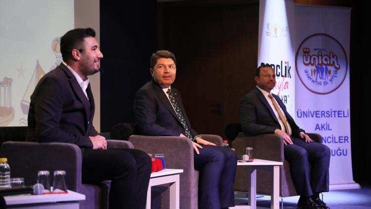 Adalet Bakanı Tunç: Türkiye yüzyılı gençlerin omuzlarında inşa edilecek