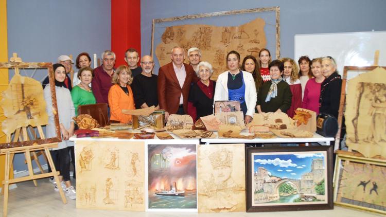 Deriyi sanata kazandıran eller