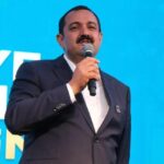 Rıza Sümer mahalle iftarında