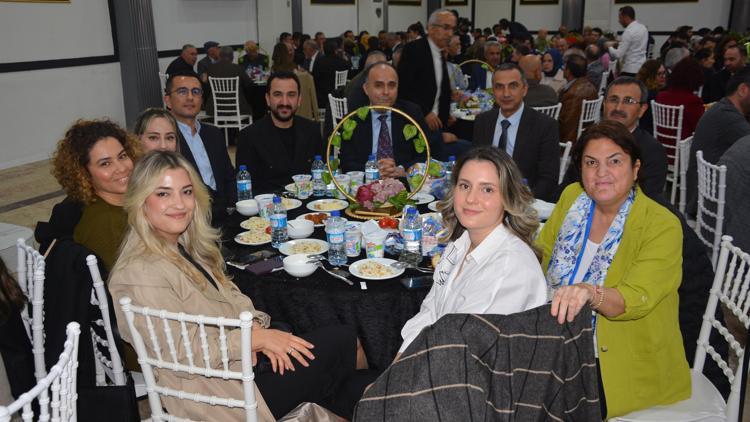 Korkutelililer iftar yemeğinde buluştu