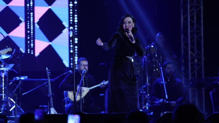 Ramazan etkinliklerinde Sevcan Orhan coşturdu