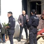 Gece yemek götürdüğü babasını sabah ölü buldu