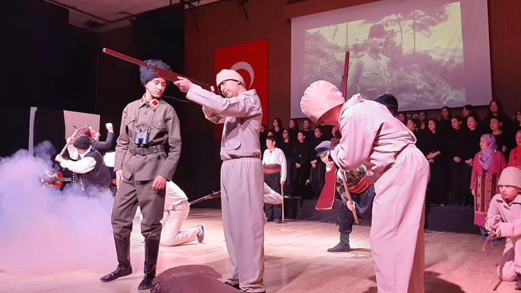 Kumlucada Çanakkale şehitleri anıldı